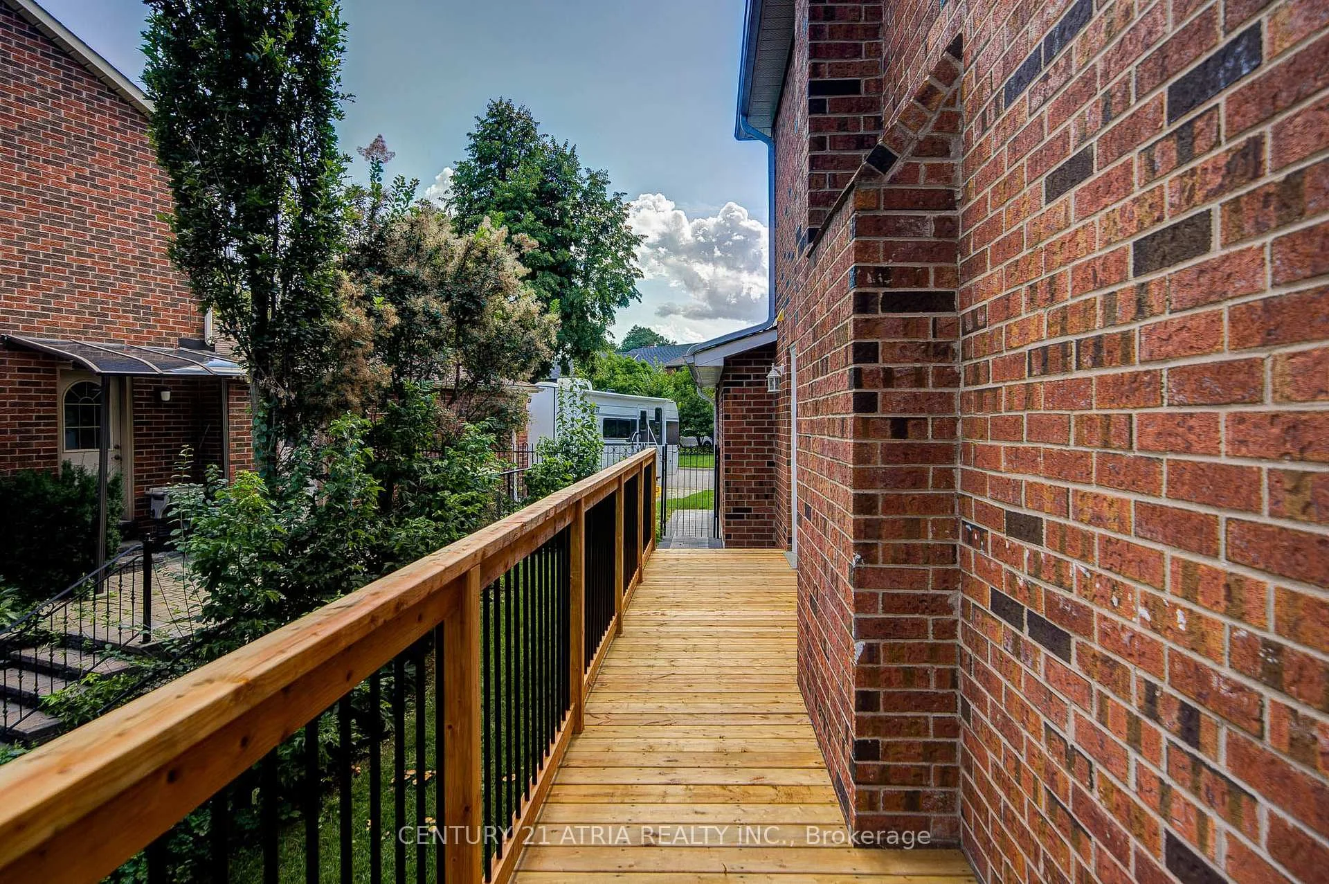 Photo 41 of 35 Millstone Court, Markham, Unionville — HOMEH
