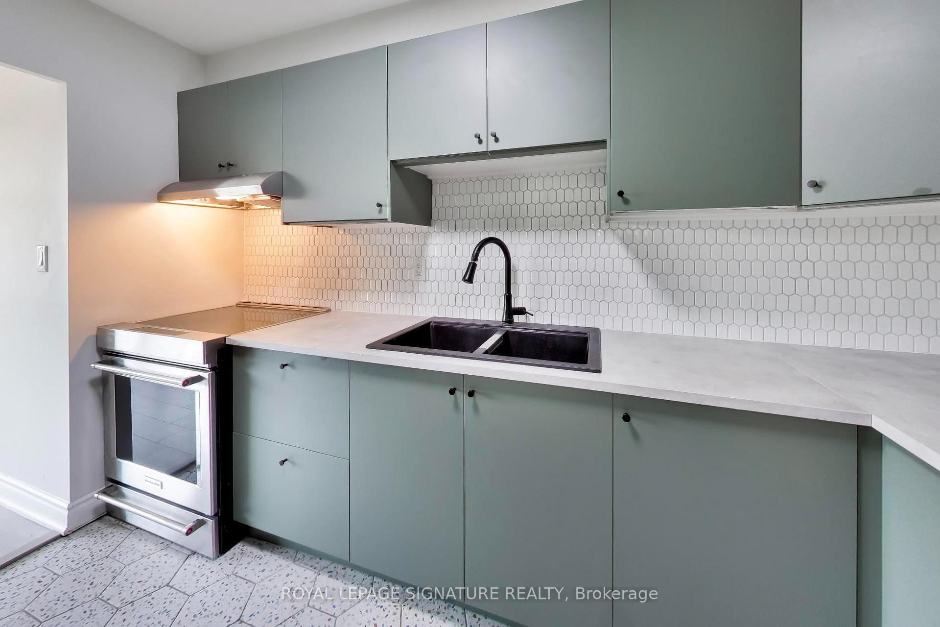 Photo 23 of Unit 408, 1 Massey Square, Toronto, Crescent Town — HOMEH