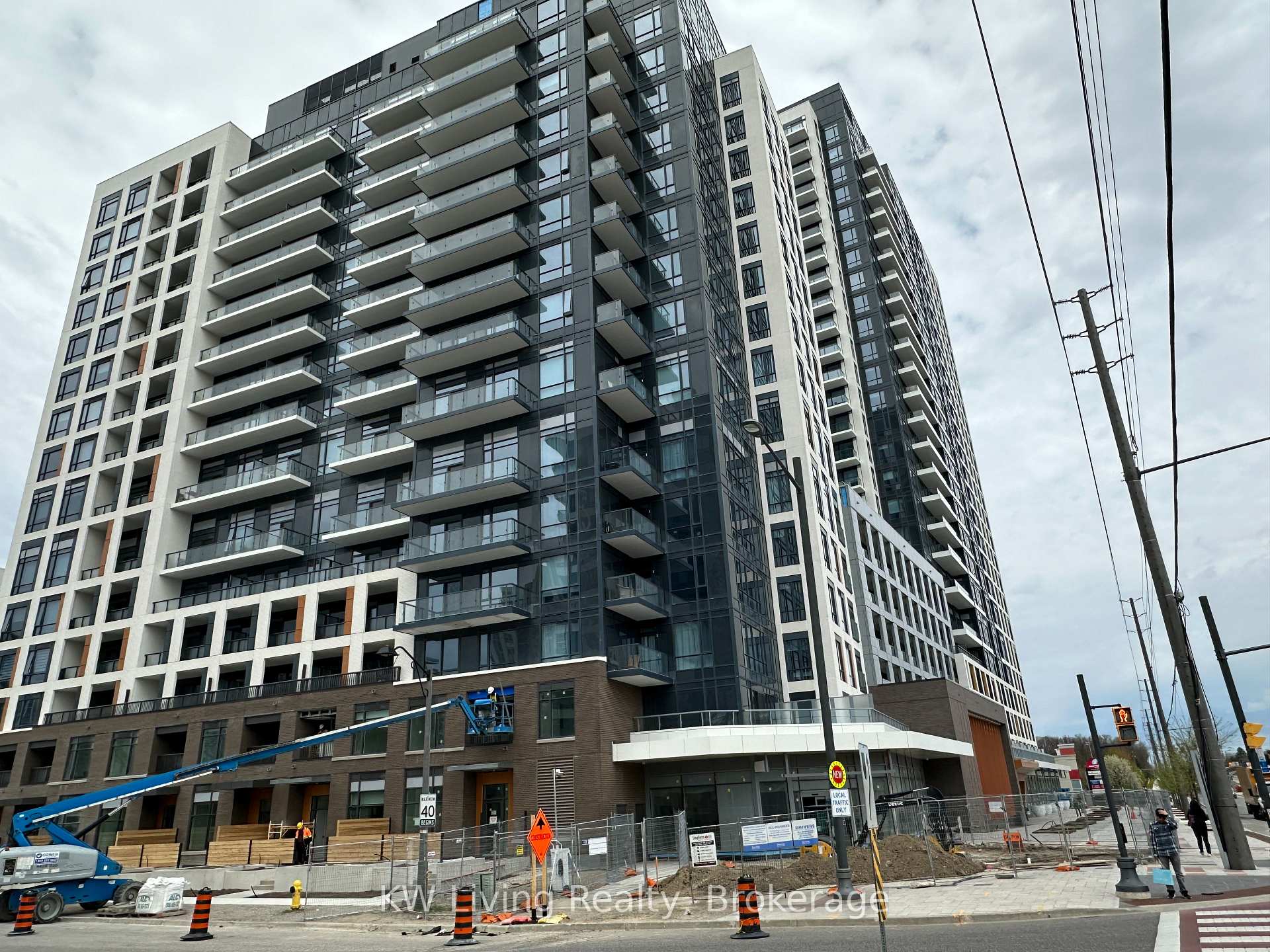 Photo of Unit 517, 7950 Bathurst Street