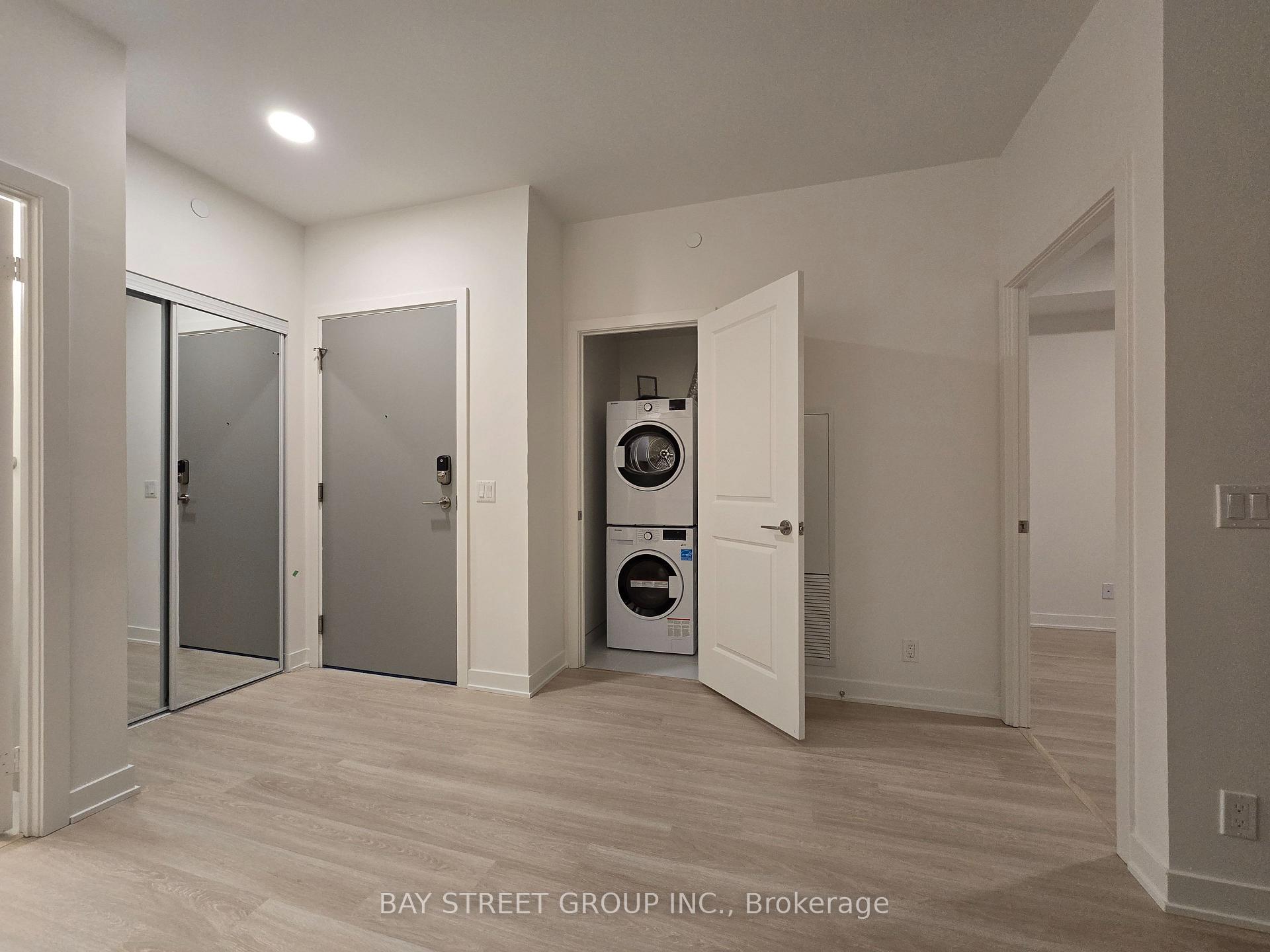 Photo 12 of Unit 1806B, 50 Upper Mall Way, Vaughan, Brownridge — HOMEH