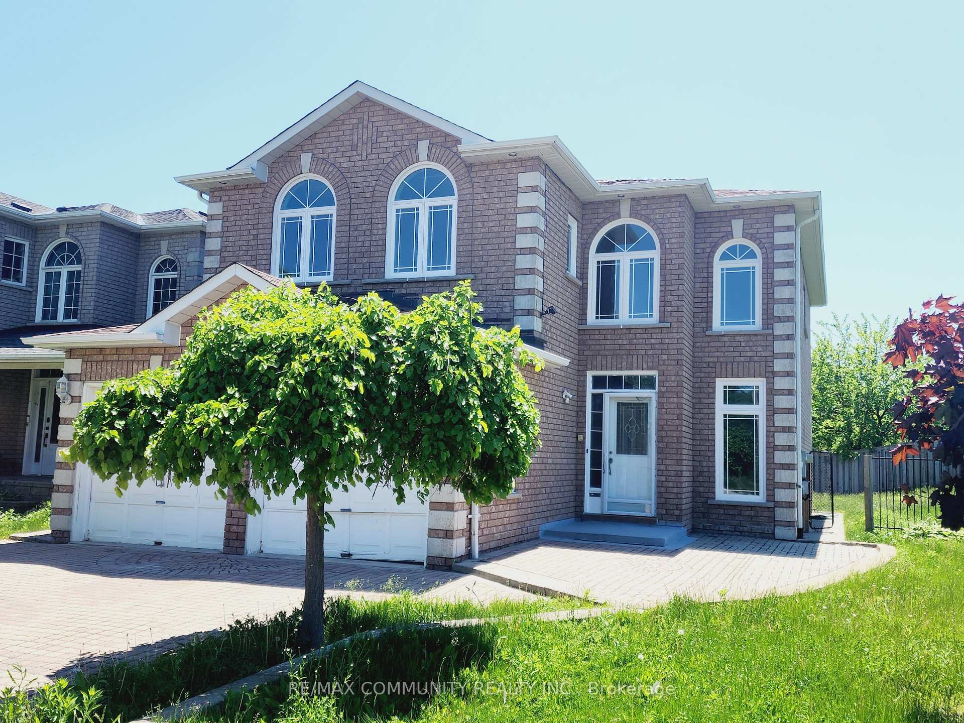 Photo 3 of Unit Main, 61 Chartway Boulevard, Scarborough, Highland Creek — HOMEH