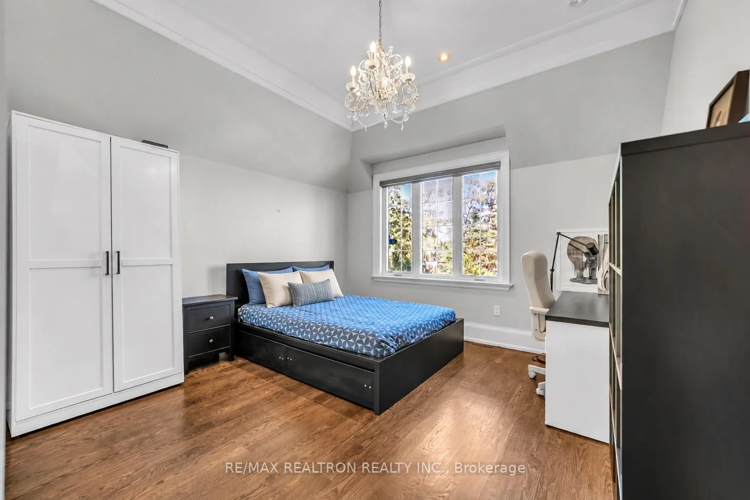 Photo 14 of 351 Mckee Avenue, North York, Willowdale East — HOMEH