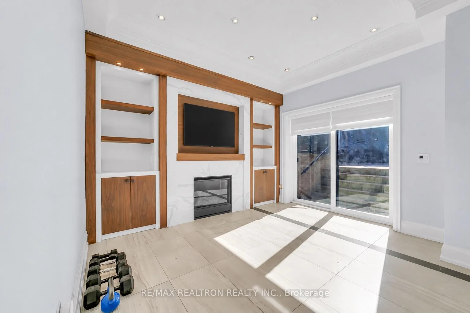 Photo 20 of 351 Mckee Avenue, North York, Willowdale East — HOMEH