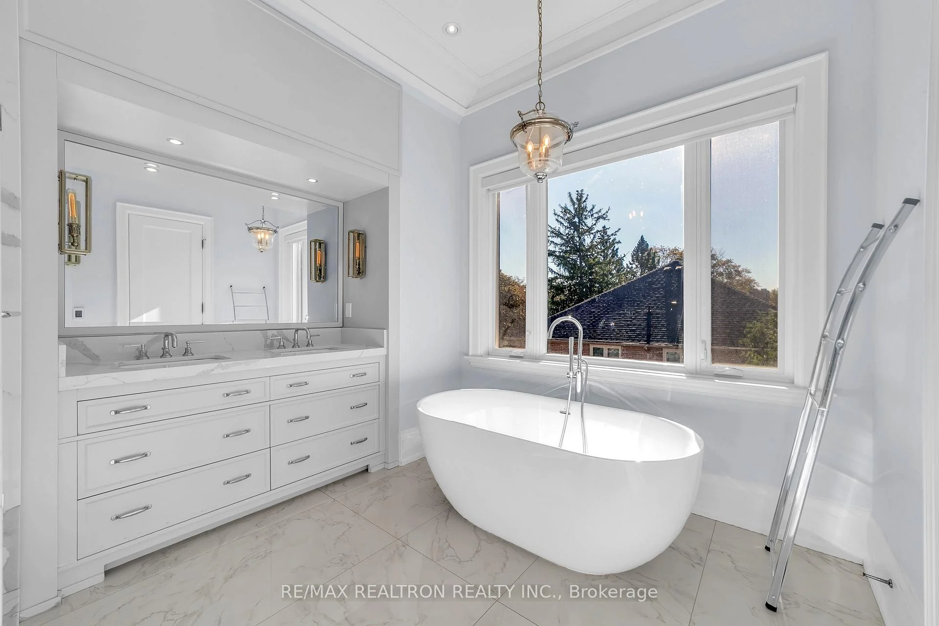 Photo 28 of 351 Mckee Avenue, North York, Willowdale East — HOMEH