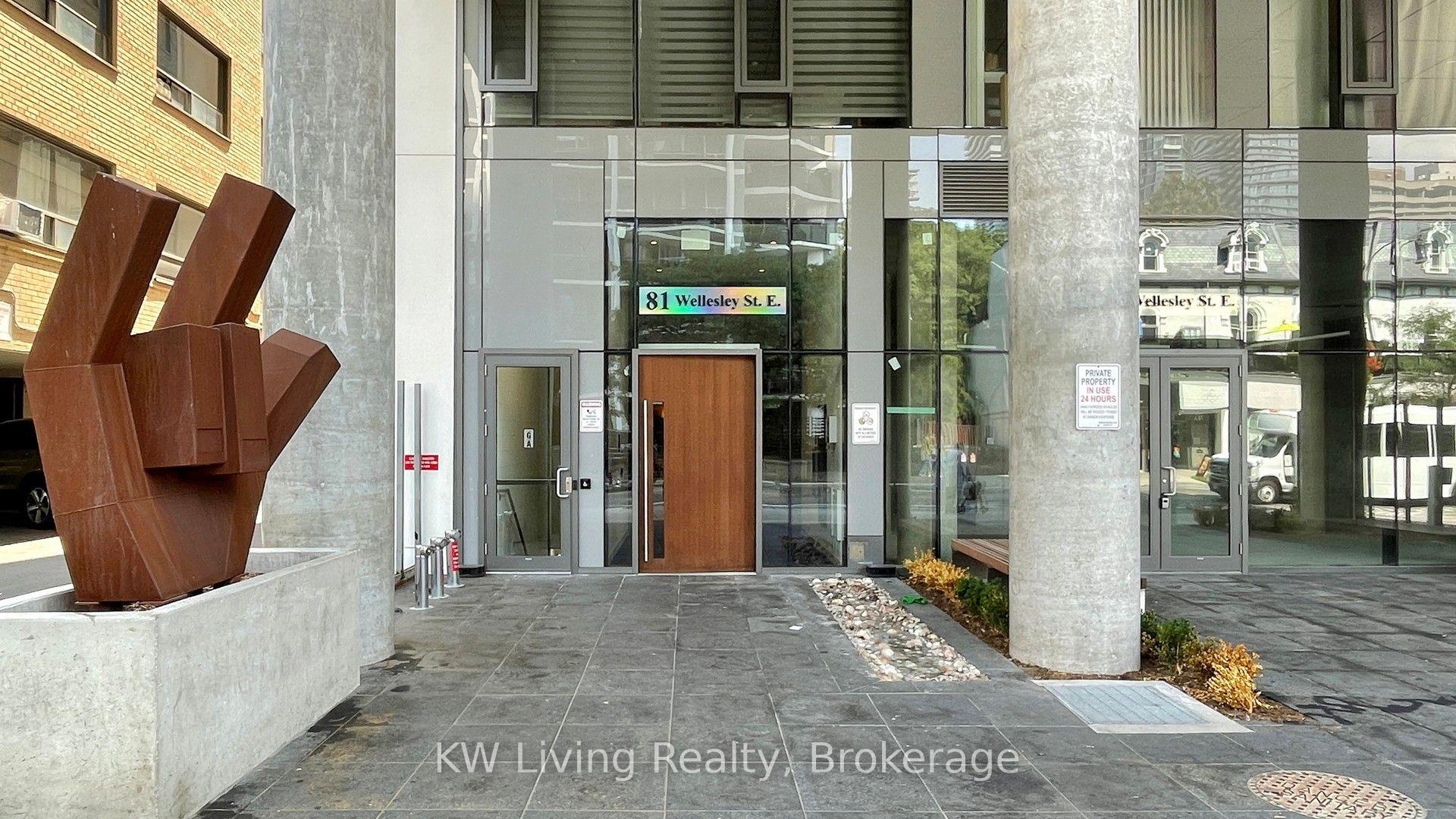 Photo 2 of Unit 1306, 81 Wellesley Street E, Toronto, Church-Yonge Corridor — HOMEH