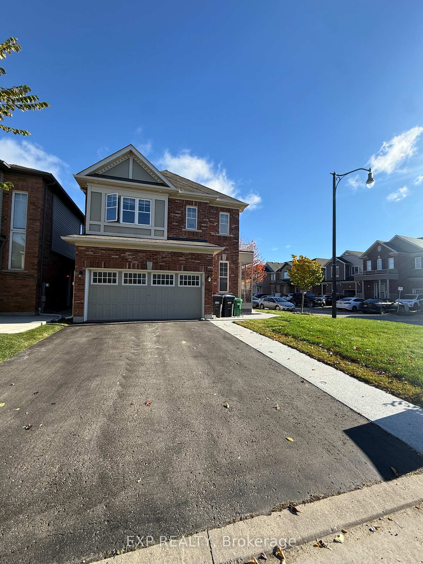 Photo 1 of 8 Redfern Street, Brampton, Northwest Brampton — HOMEH
