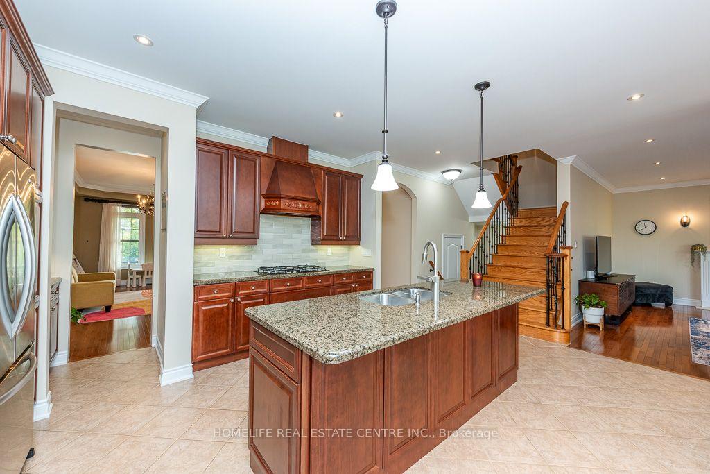 Photo 16 of 26 Imperial Lakes Drive, Brampton, Bram East — HOMEH