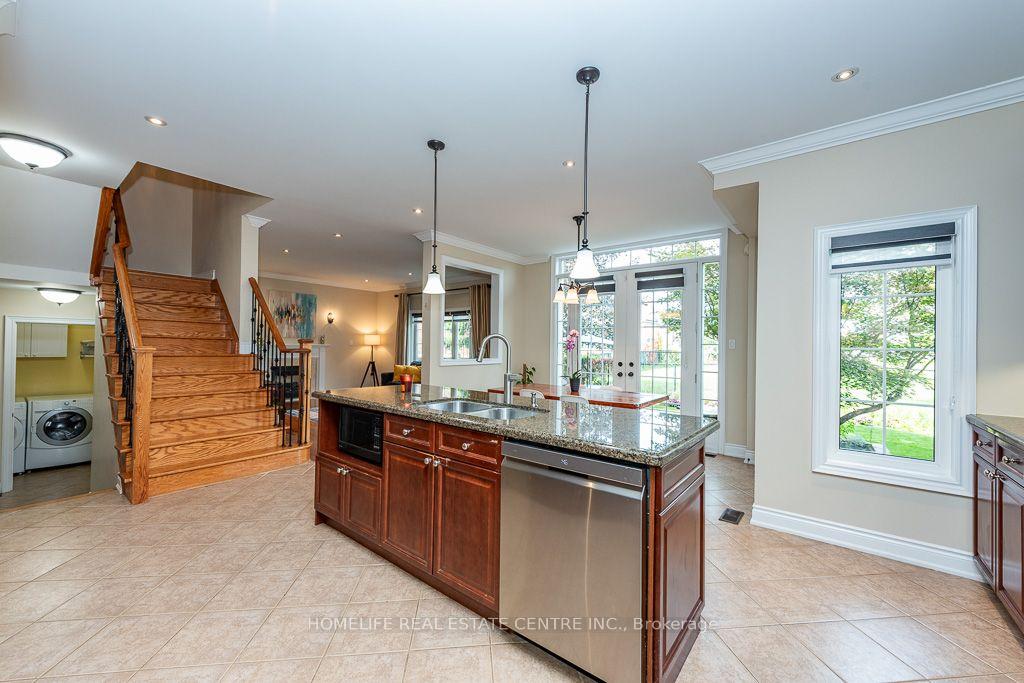 Photo 17 of 26 Imperial Lakes Drive, Brampton, Bram East — HOMEH