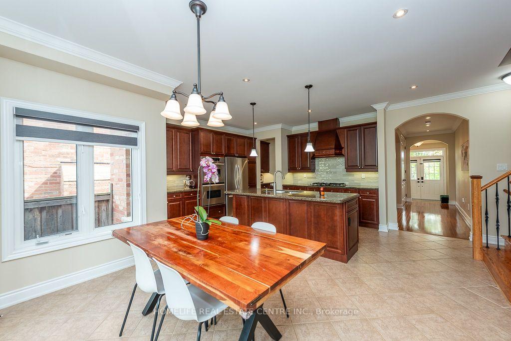 Photo 18 of 26 Imperial Lakes Drive, Brampton, Bram East — HOMEH