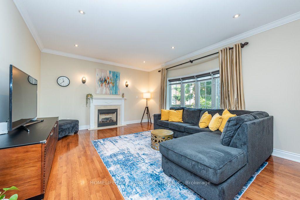 Photo 23 of 26 Imperial Lakes Drive, Brampton, Bram East — HOMEH