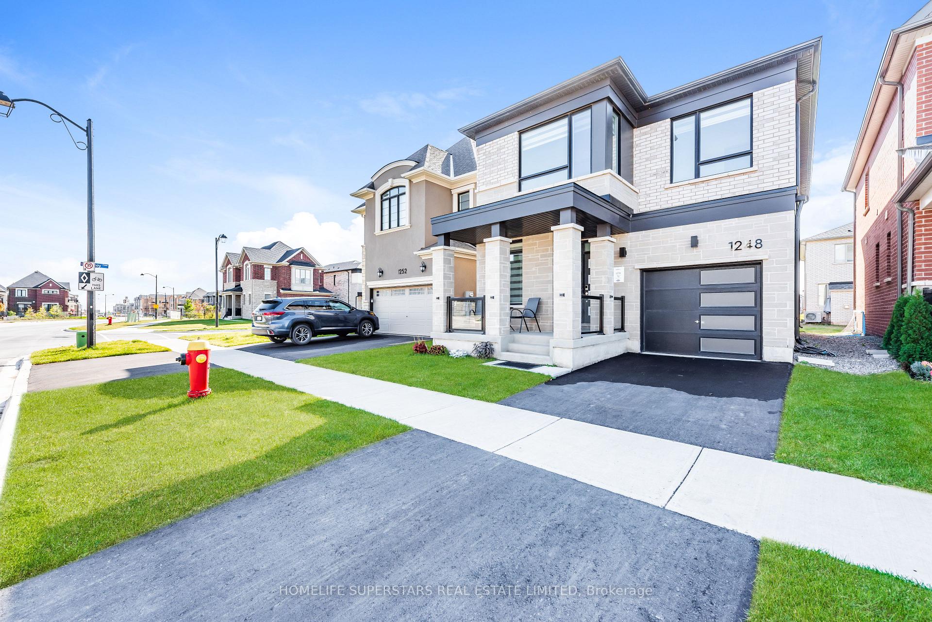 Photo 2 of 1248 Ferguson Drive, Milton, Bowes — HOMEH