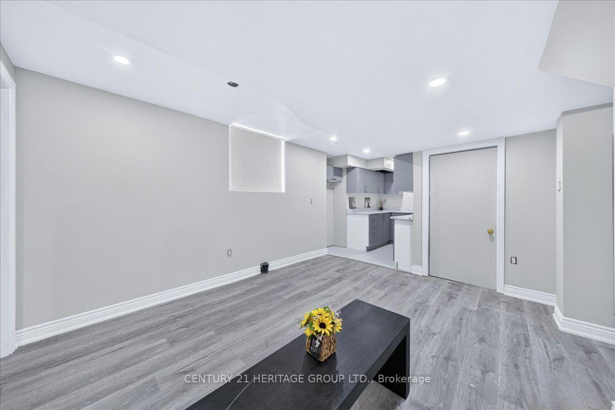 Photo 4 of Unit Bsmt, 19 Reynolds Avenue, Brampton, Brampton East — HOMEH