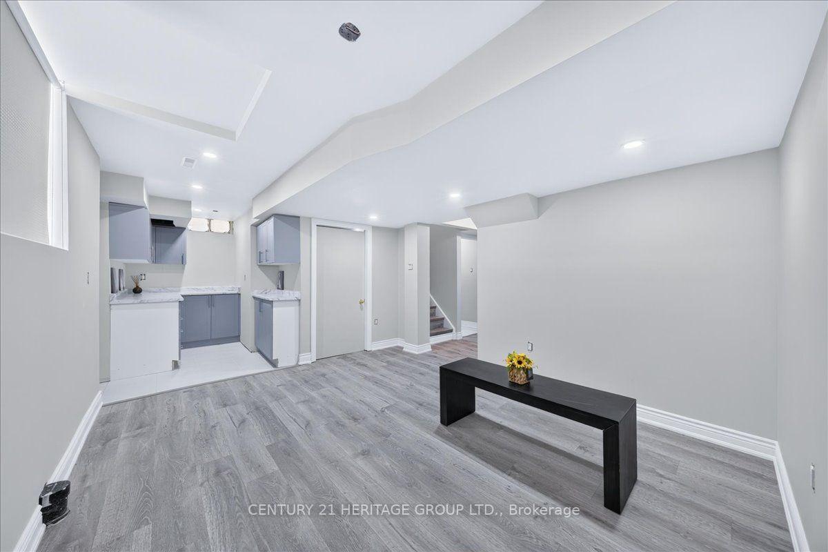 Photo 5 of Unit Bsmt, 19 Reynolds Avenue, Brampton, Brampton East — HOMEH
