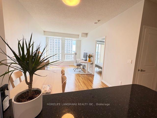 Photo of Unit 1911, 628 Fleet Street