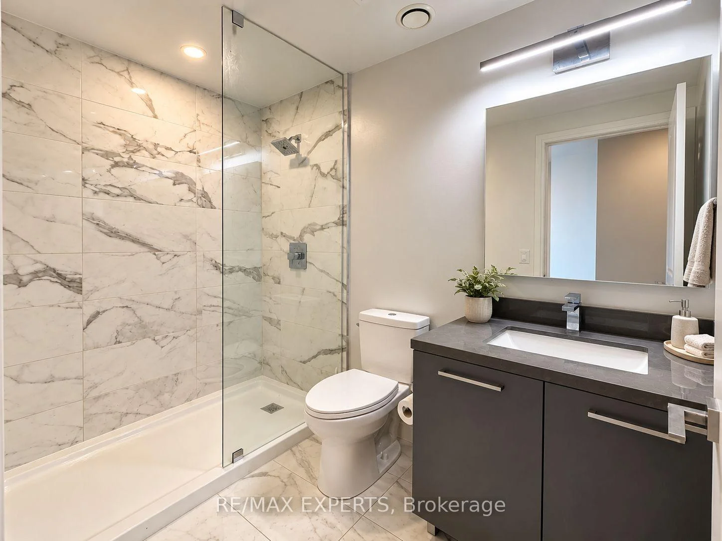 Photo 21 of Unit 2310, 12 Gandhi Lane, Markham, Commerce Valley — HOMEH