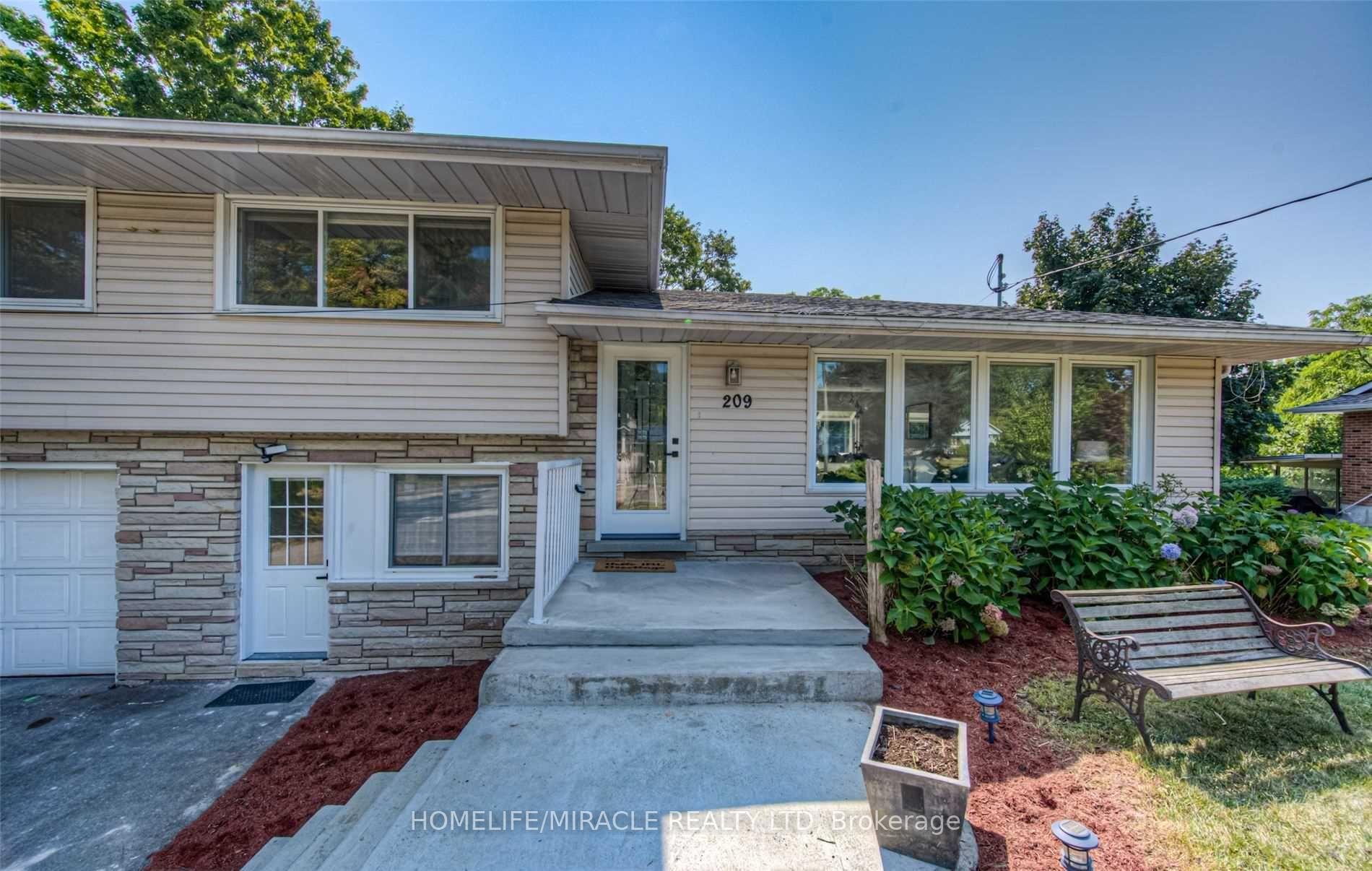 Photo 2 of Unit Lower, 209 Greenbrook Drive, Kitchener, Meinzinger — HOMEH