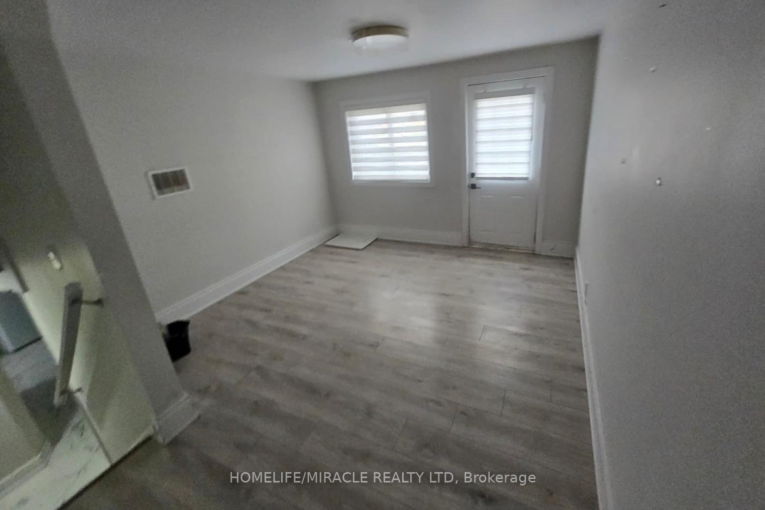 Photo 3 of Unit Lower, 209 Greenbrook Drive, Kitchener, Meinzinger — HOMEH