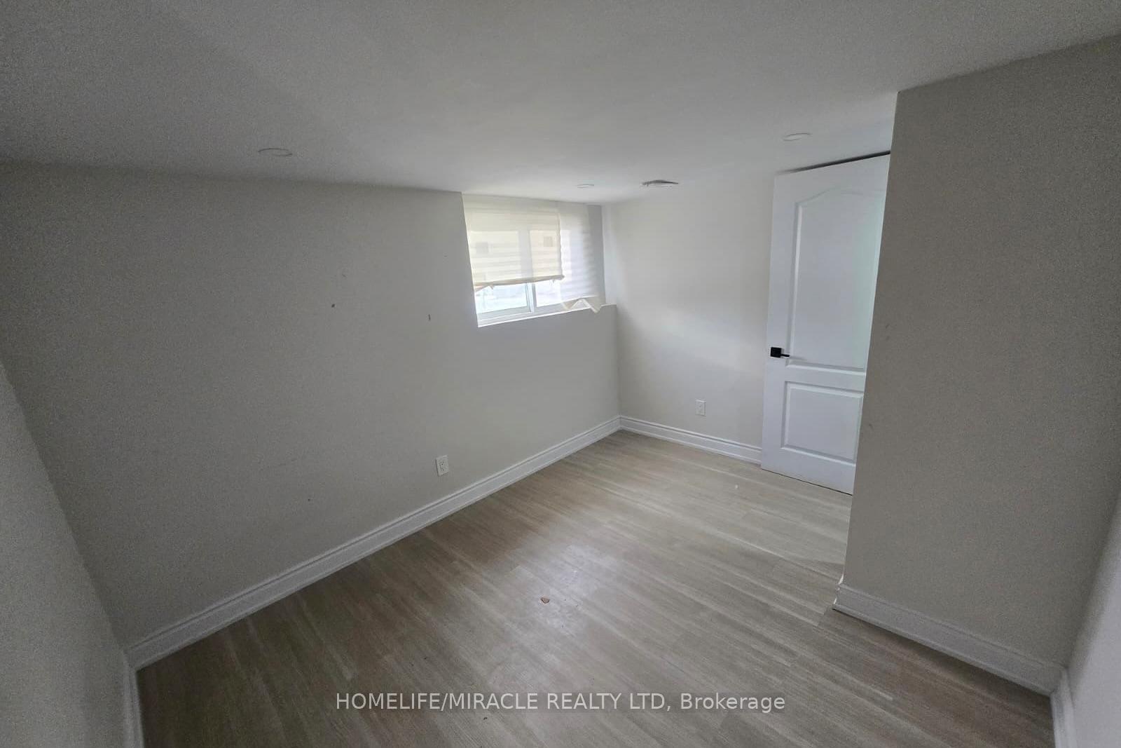 Photo 4 of Unit Lower, 209 Greenbrook Drive, Kitchener, Meinzinger — HOMEH