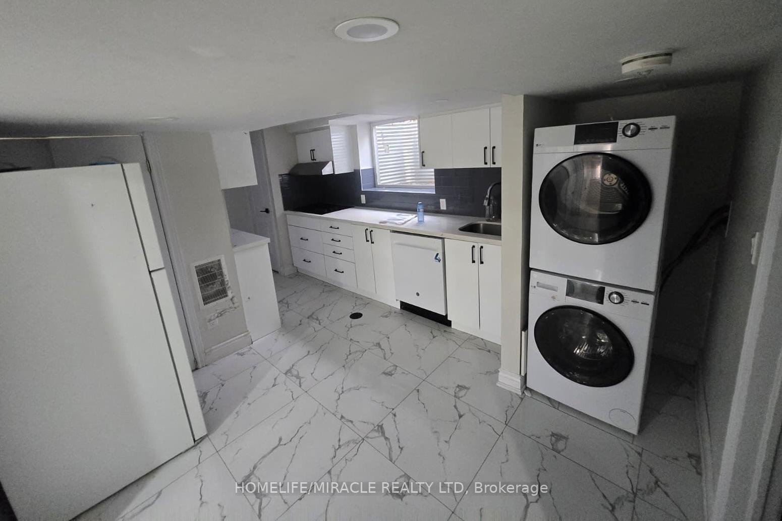 Photo 6 of Unit Lower, 209 Greenbrook Drive, Kitchener, Meinzinger — HOMEH