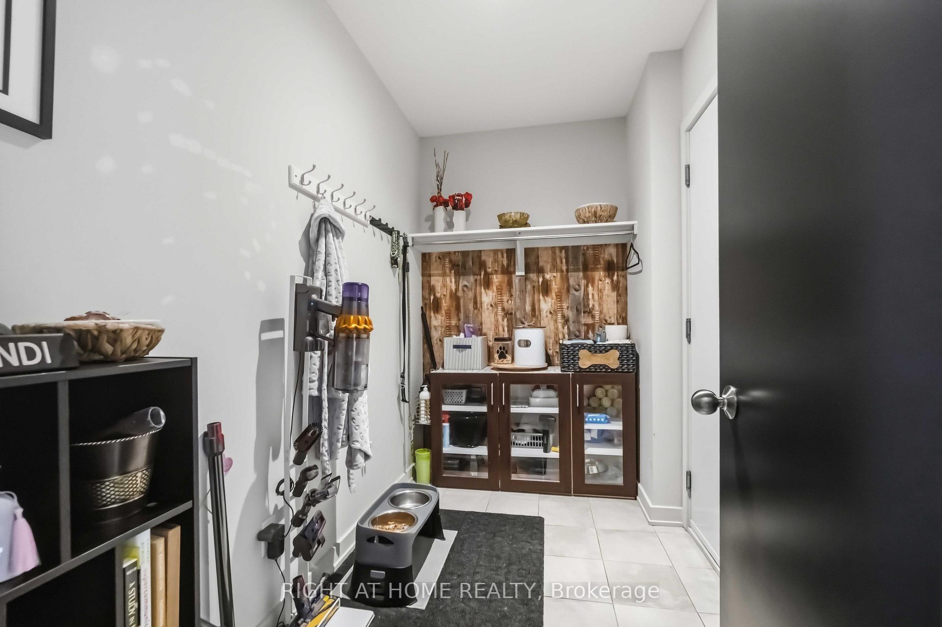 Photo 11 of 359 Big Dipper Street, Ottawa, Riverside South/Gloucester Glen — HOMEH