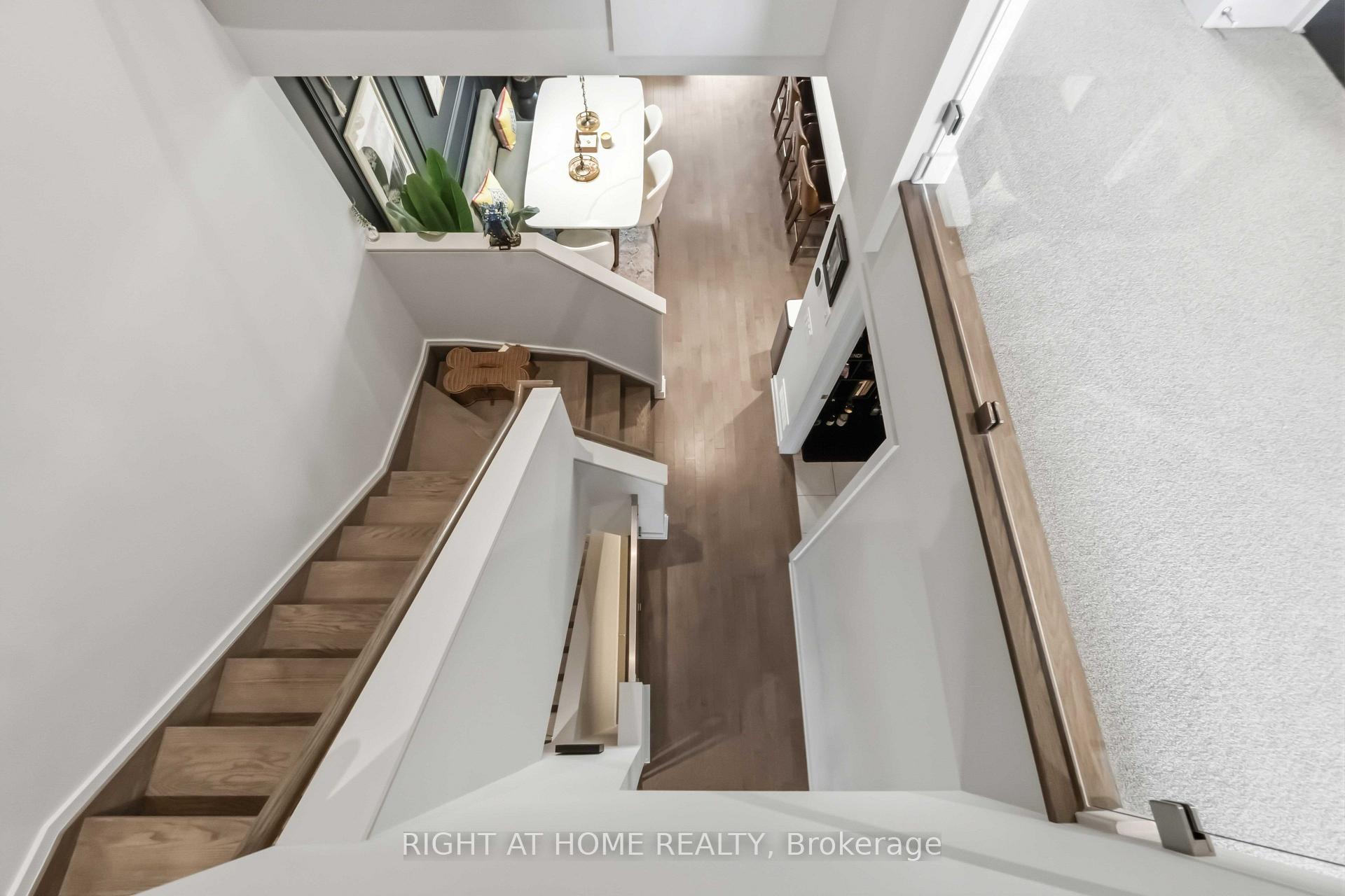 Photo 13 of 359 Big Dipper Street, Ottawa, Riverside South/Gloucester Glen — HOMEH