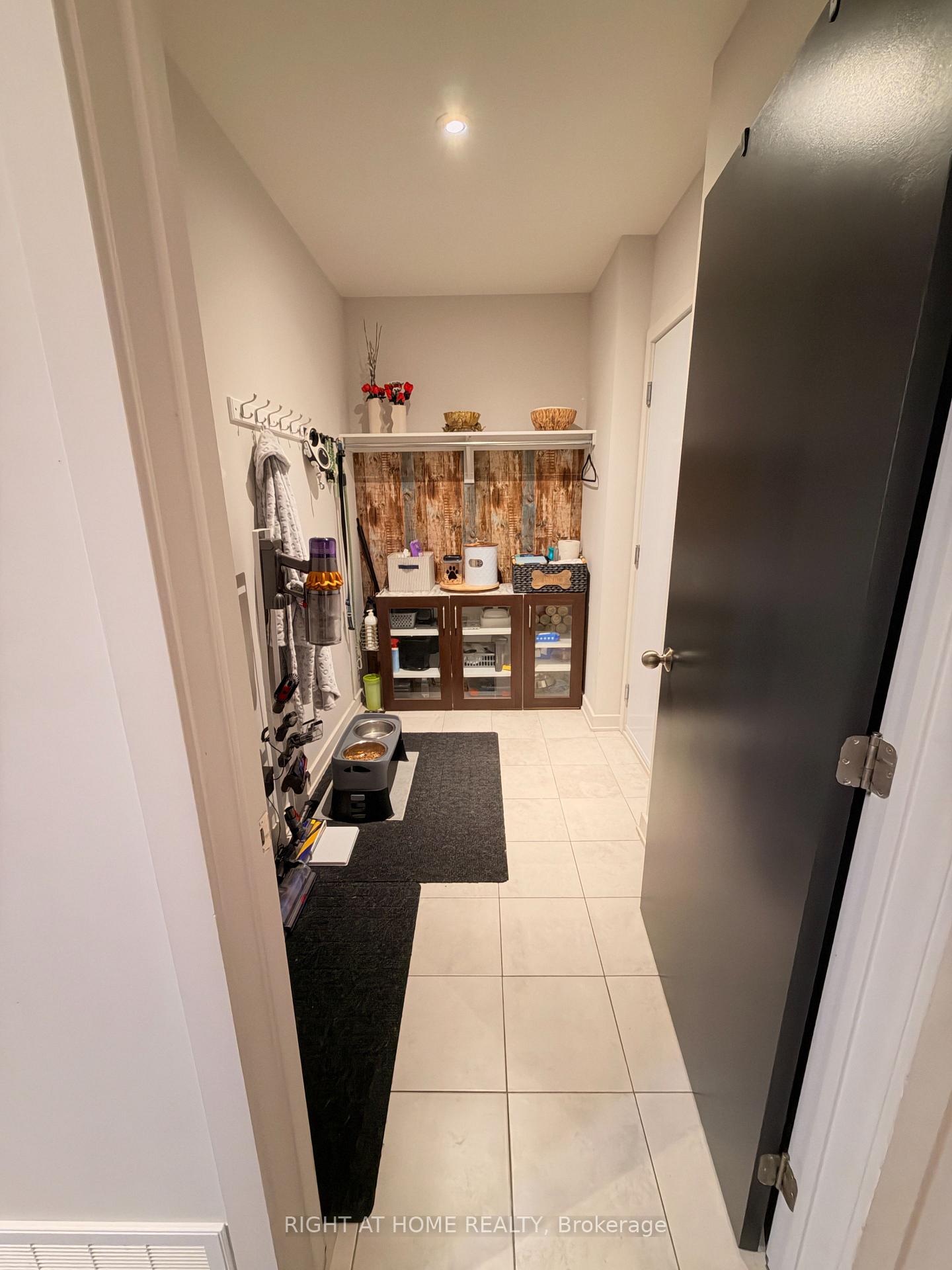 Photo 37 of 359 Big Dipper Street, Ottawa, Riverside South/Gloucester Glen — HOMEH