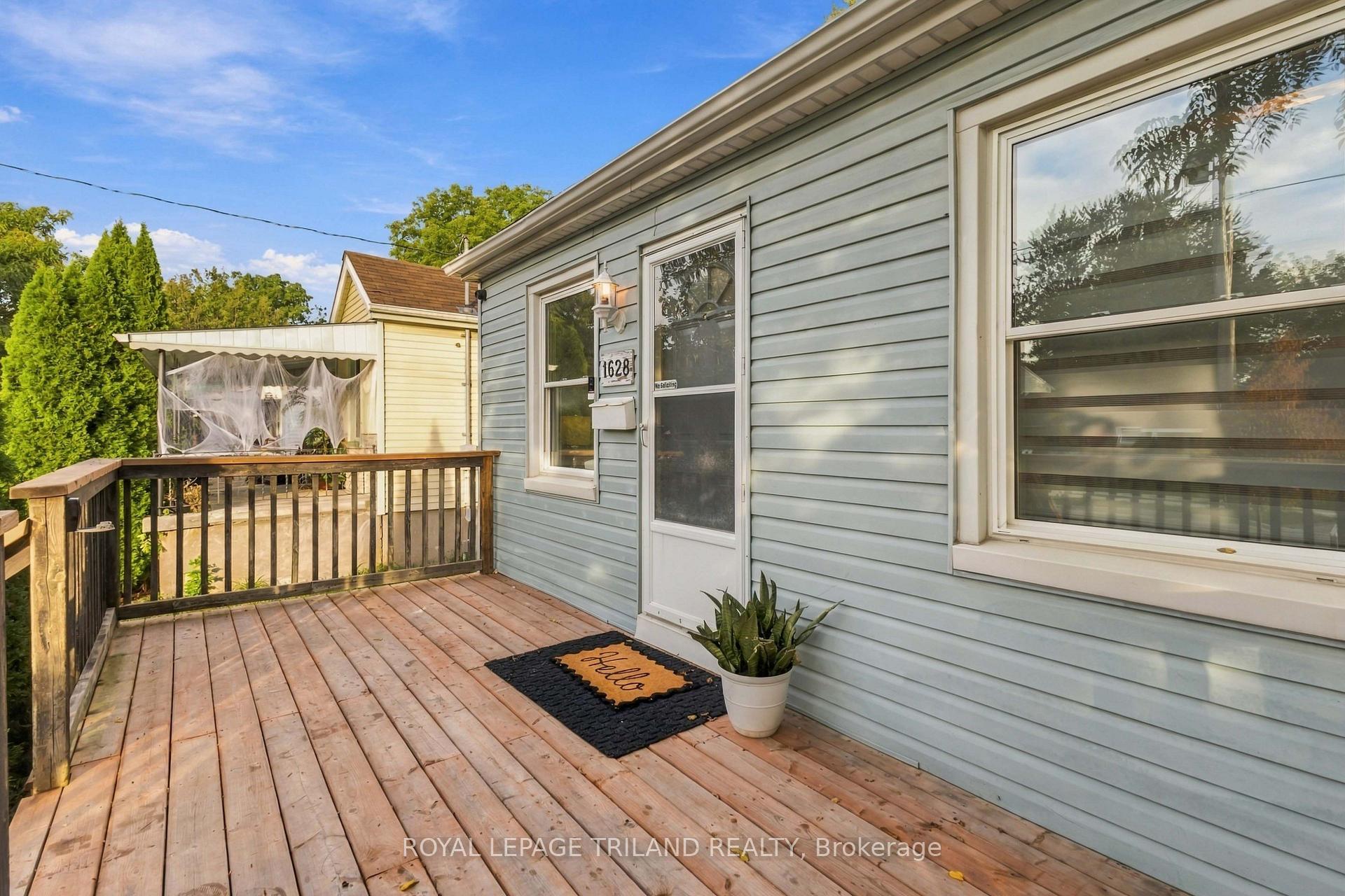 Photo of 1628 Churchill Avenue