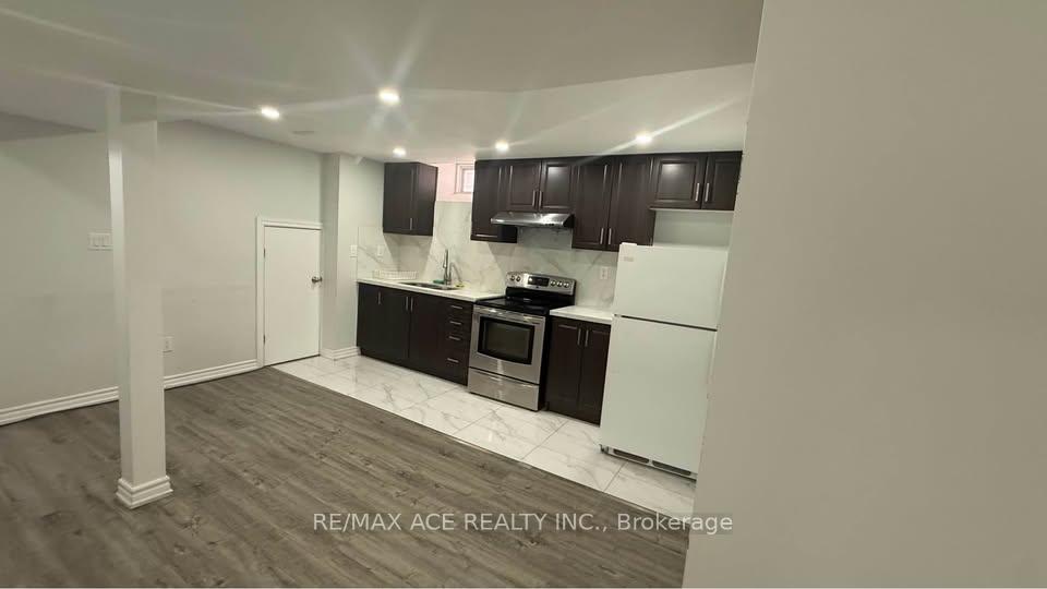 Photo 6 of Unit Basement, 54 Bethany Street, Markham, Cedarwood — HOMEH