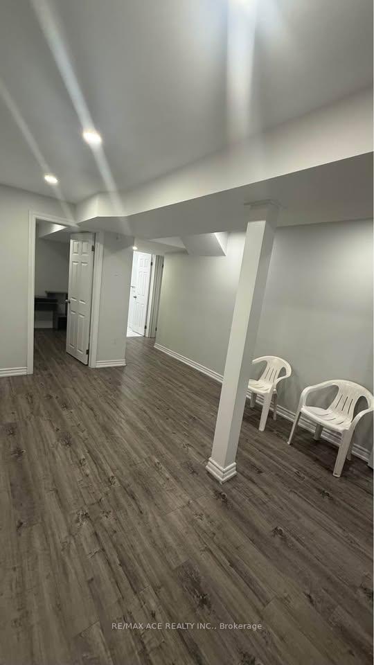 Photo 10 of Unit Basement, 54 Bethany Street, Markham, Cedarwood — HOMEH