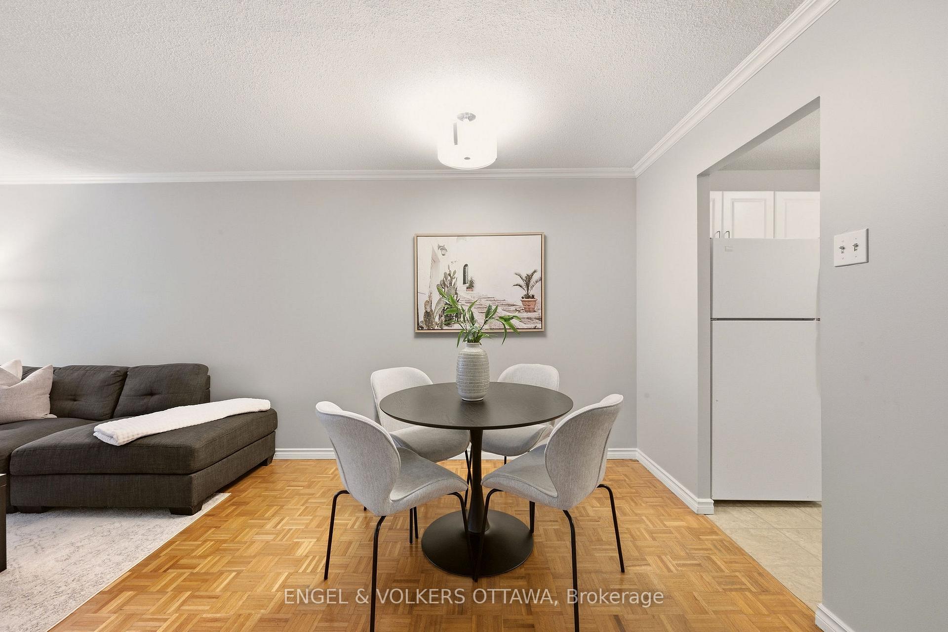 Photo 6 of Unit 606, 475 Laurier Avenue W, Ottawa, Ottawa Centre — HOMEH