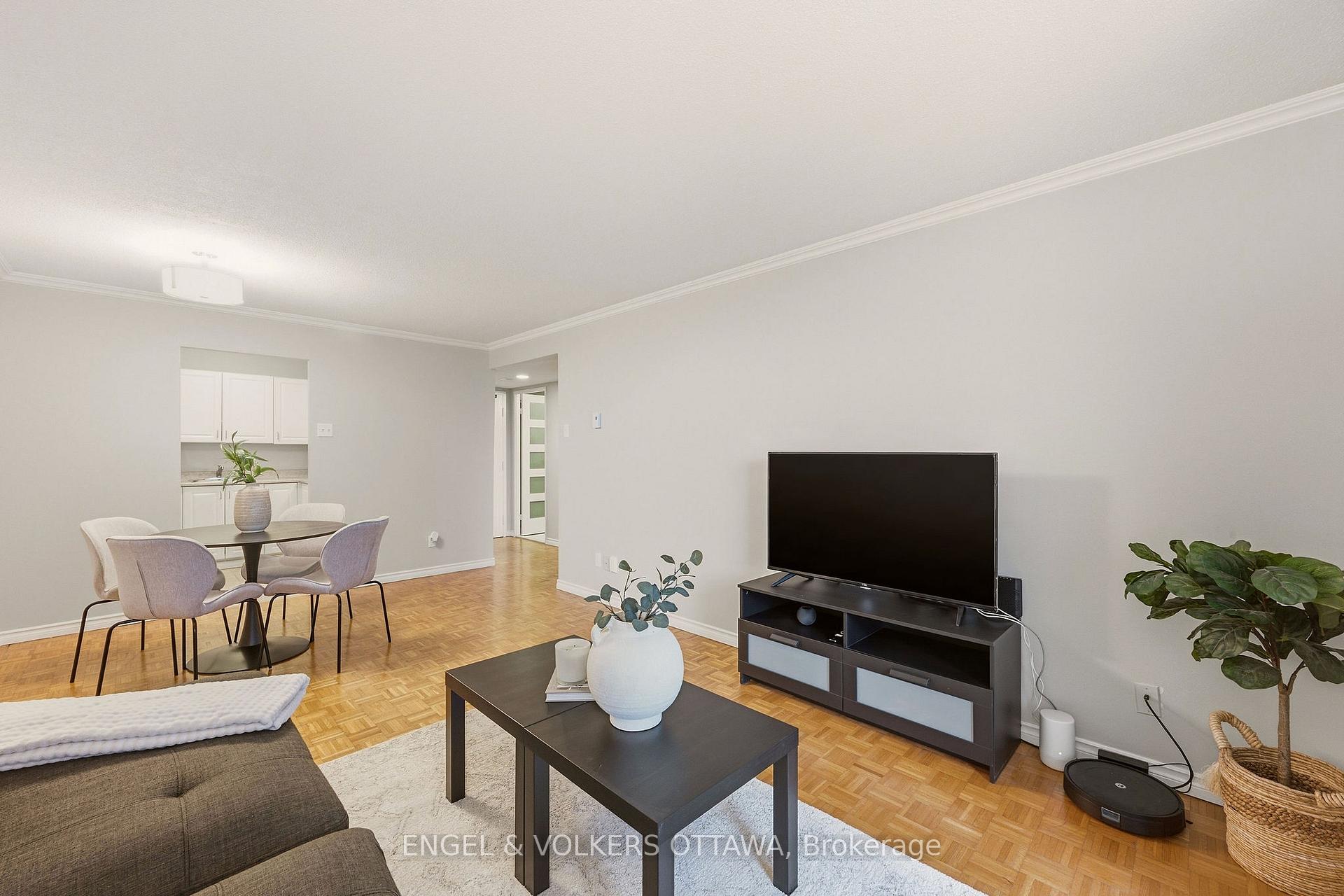 Photo 14 of Unit 606, 475 Laurier Avenue W, Ottawa, Ottawa Centre — HOMEH