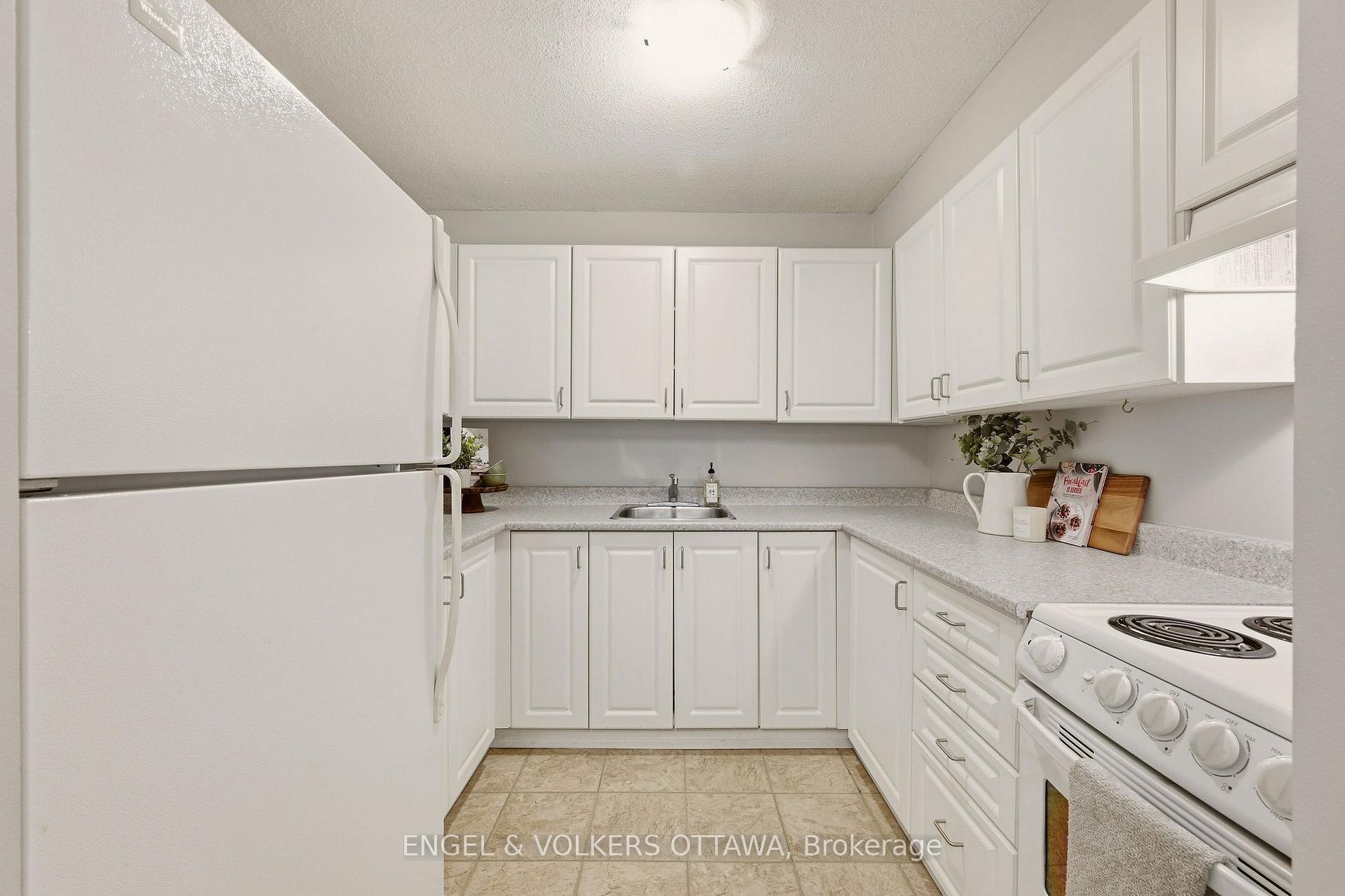 Photo 16 of Unit 606, 475 Laurier Avenue W, Ottawa, Ottawa Centre — HOMEH