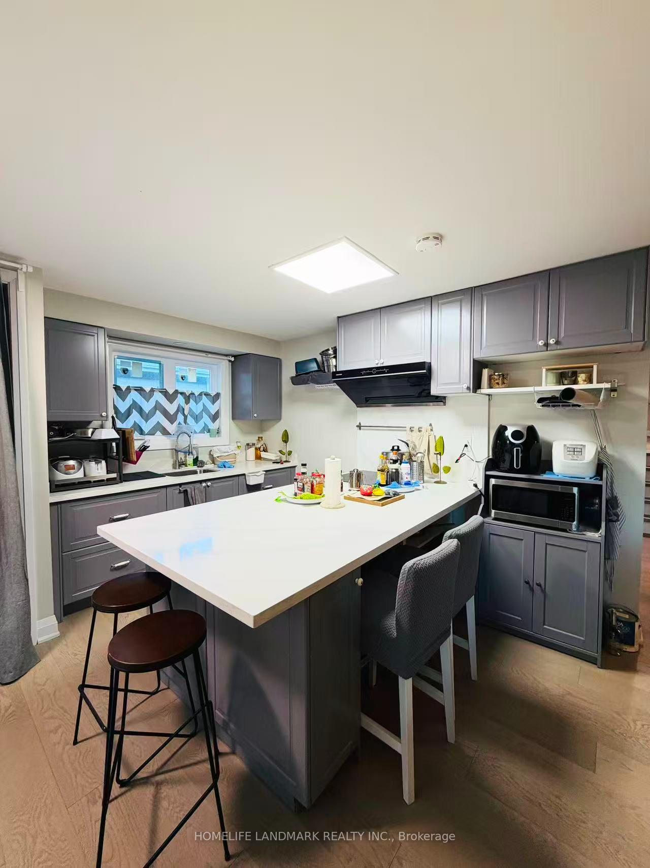 Photo 2 of Unit Upper, 170 Kirk Drive, Markham, Royal Orchard — HOMEH