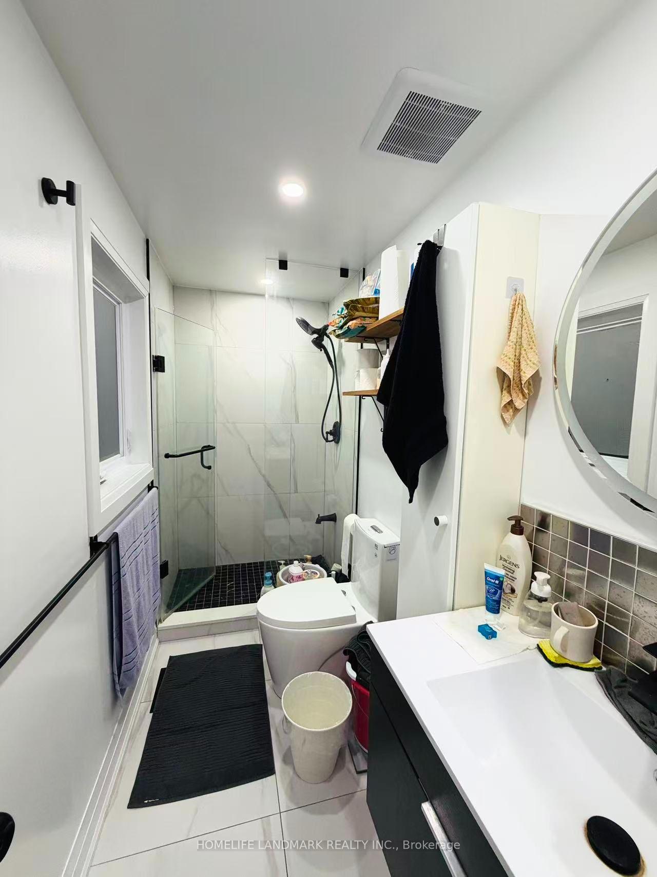Photo 8 of Unit Upper, 170 Kirk Drive, Markham, Royal Orchard — HOMEH