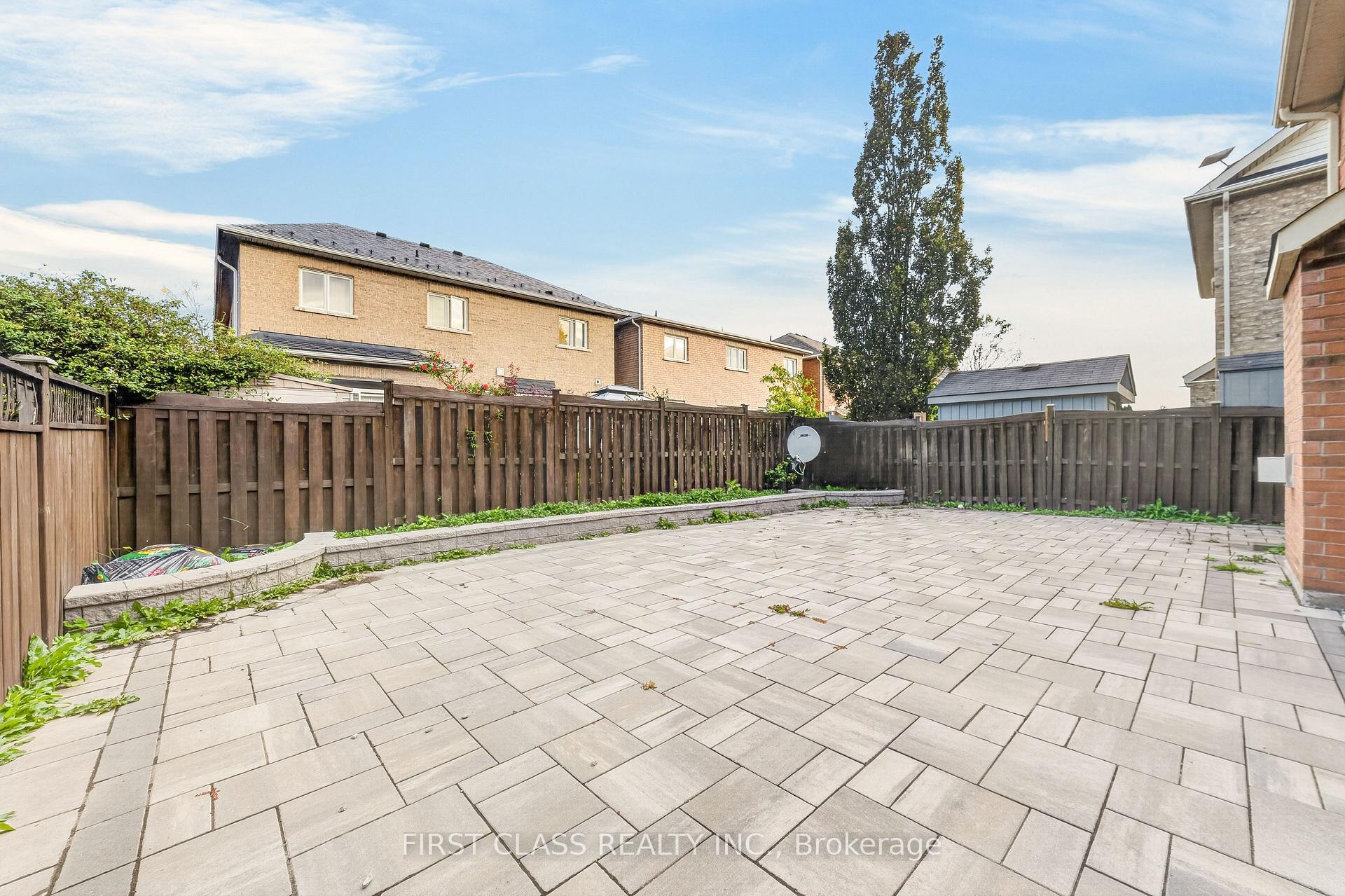 Photo 12 of 4 Hawkweed Manor, Markham, Box Grove — HOMEH