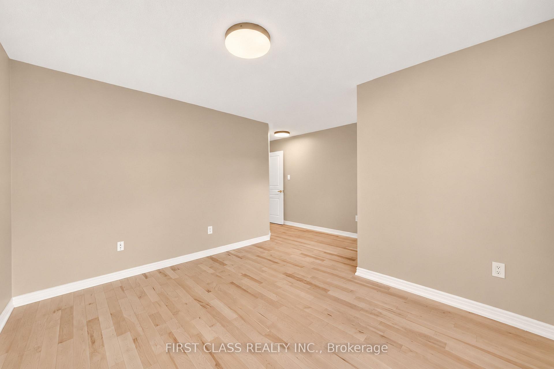 Photo 28 of 4 Hawkweed Manor, Markham, Box Grove — HOMEH