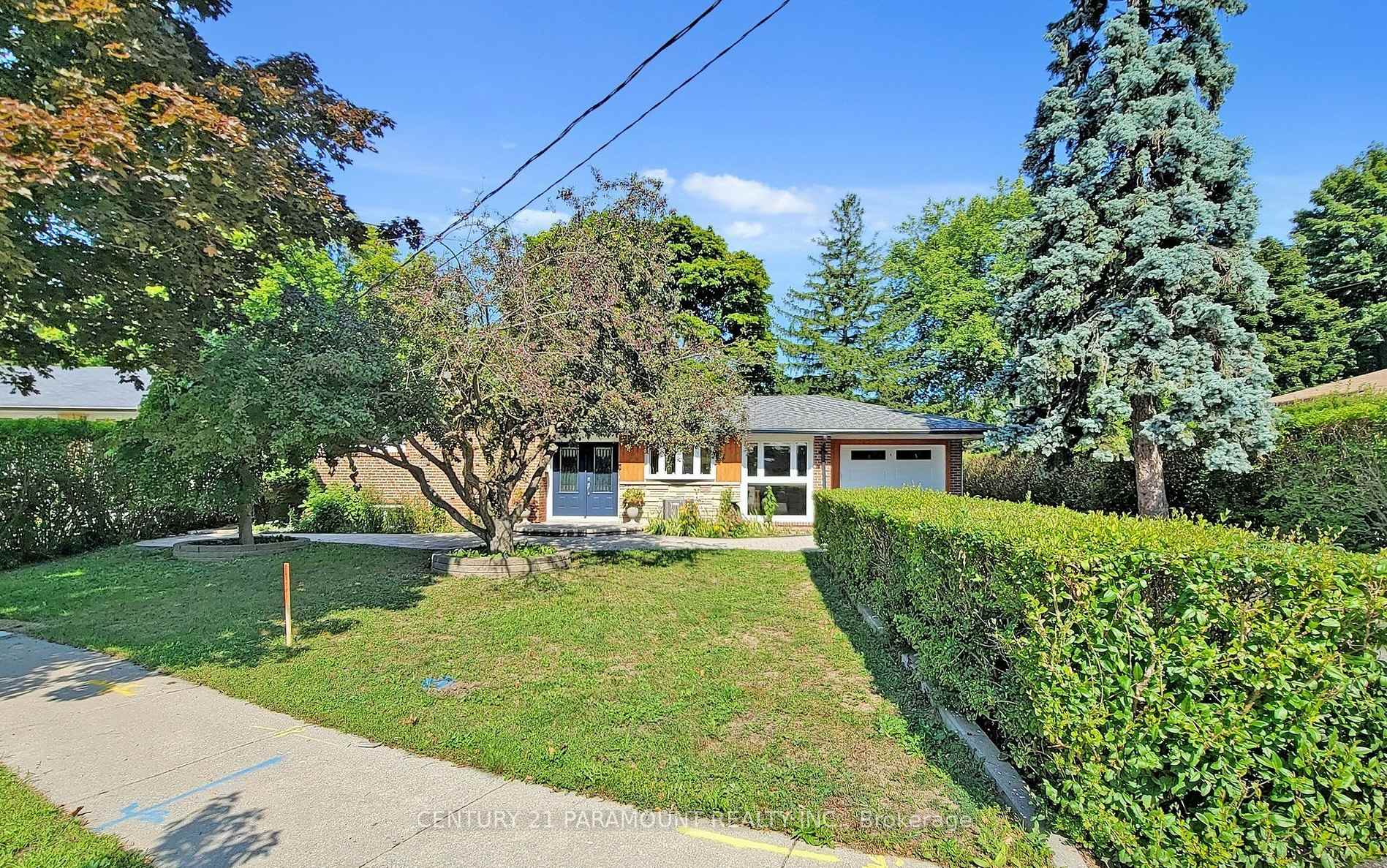 Photo 1 of 8 Waterfield Drive, Scarborough, Bendale — HOMEH