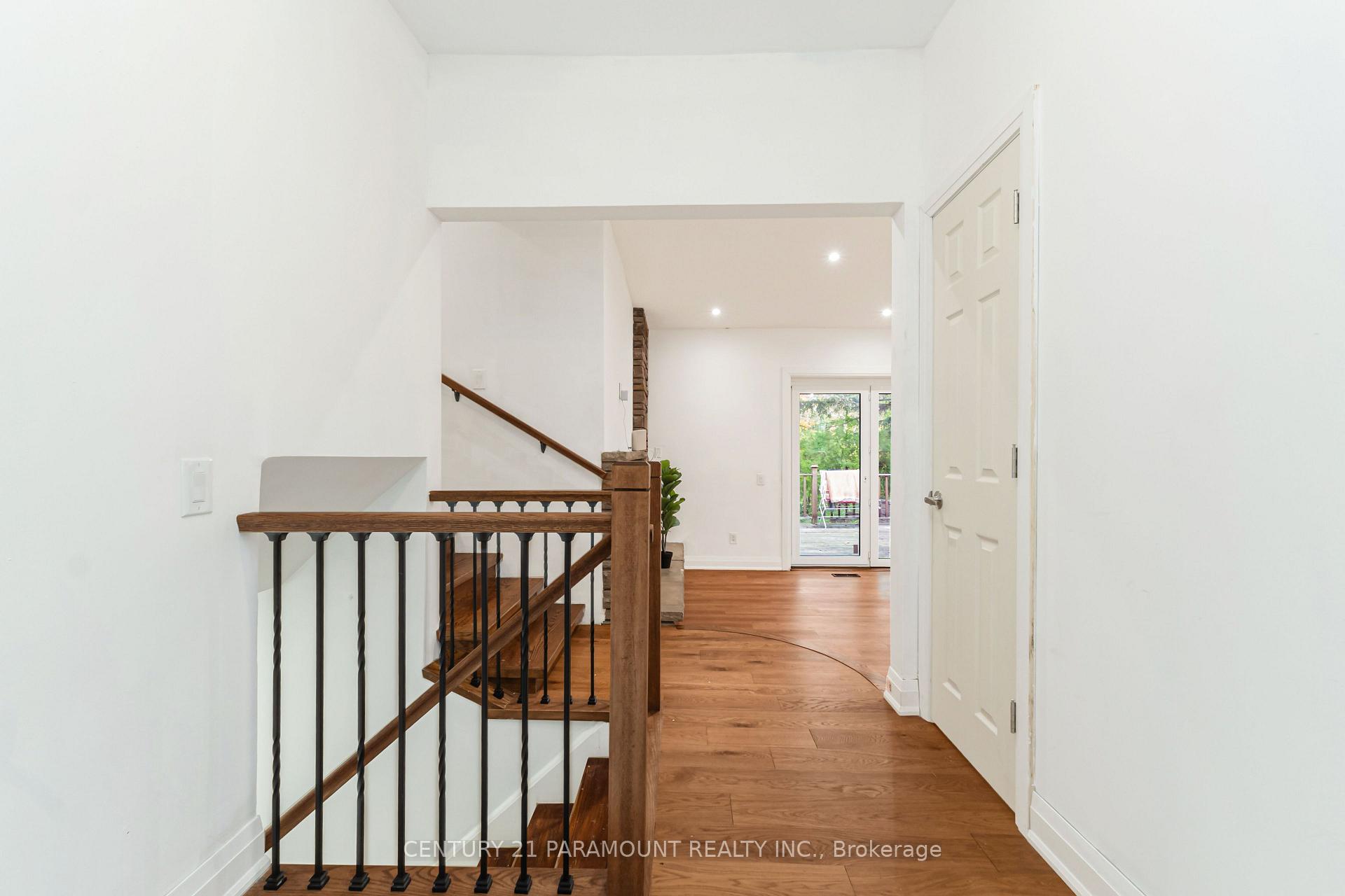 Photo 8 of 8 Waterfield Drive, Scarborough, Bendale — HOMEH