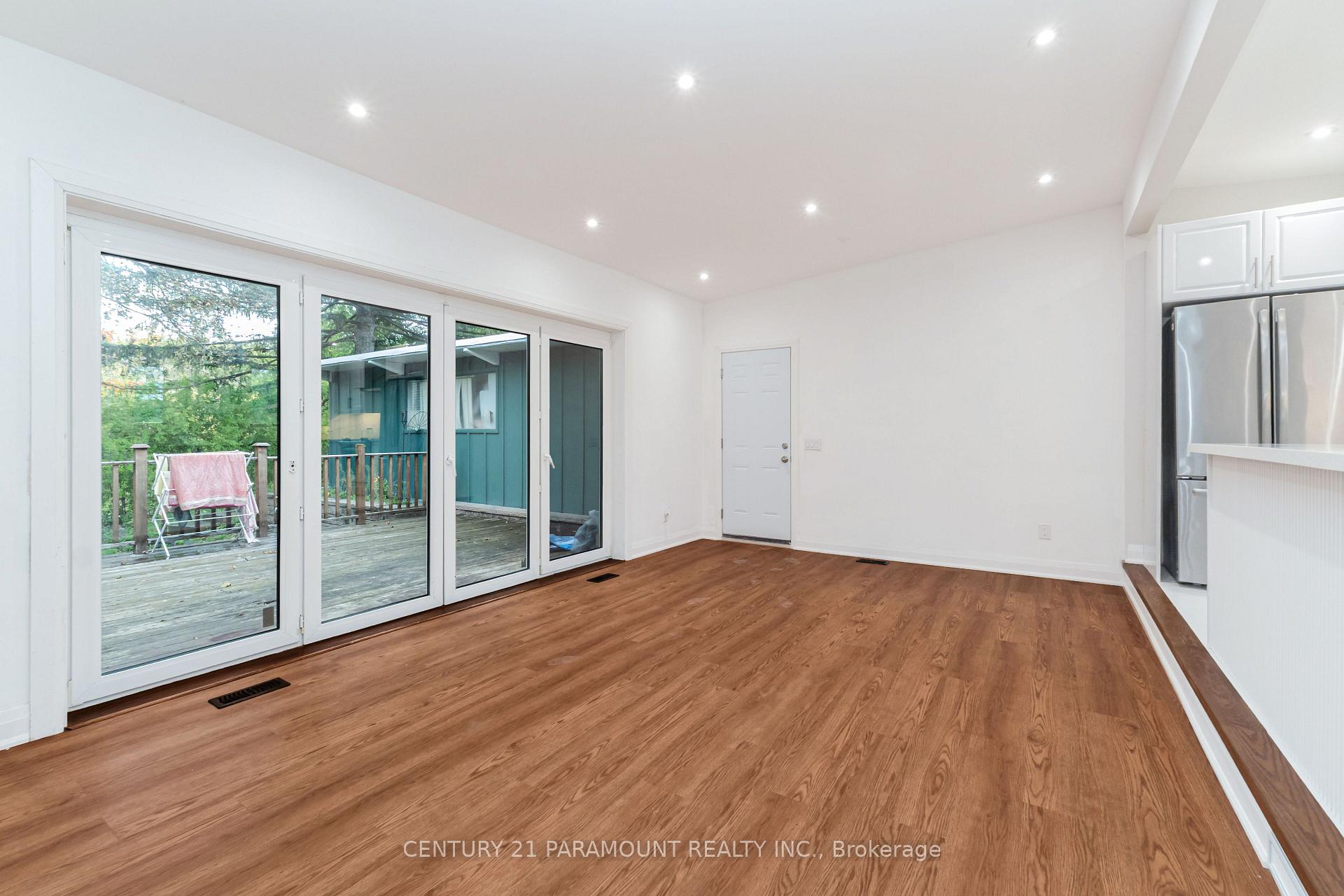 Photo 10 of 8 Waterfield Drive, Scarborough, Bendale — HOMEH