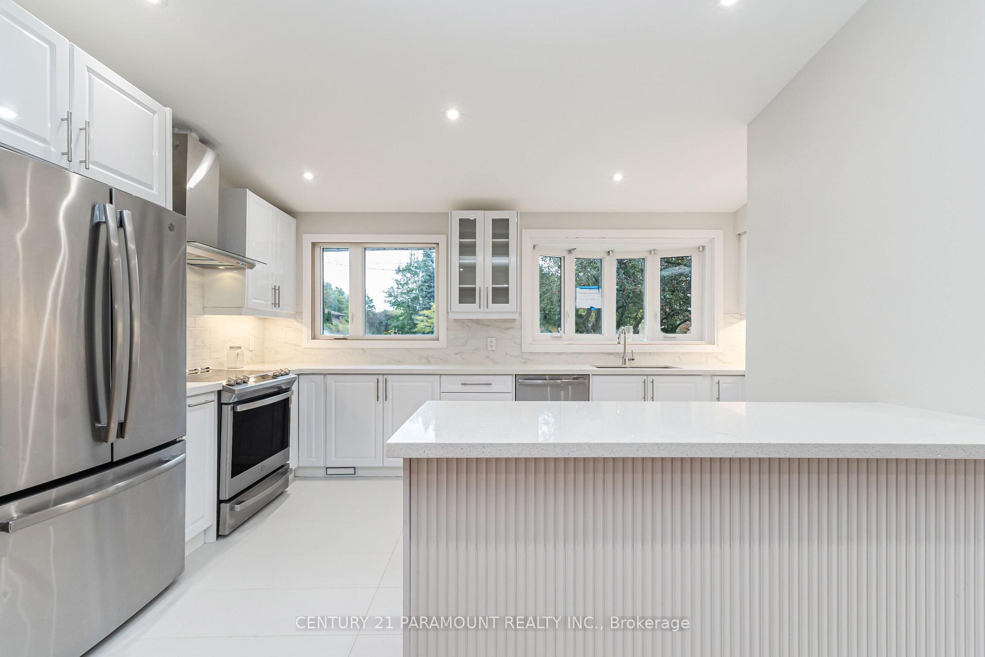 Photo 13 of 8 Waterfield Drive, Scarborough, Bendale — HOMEH