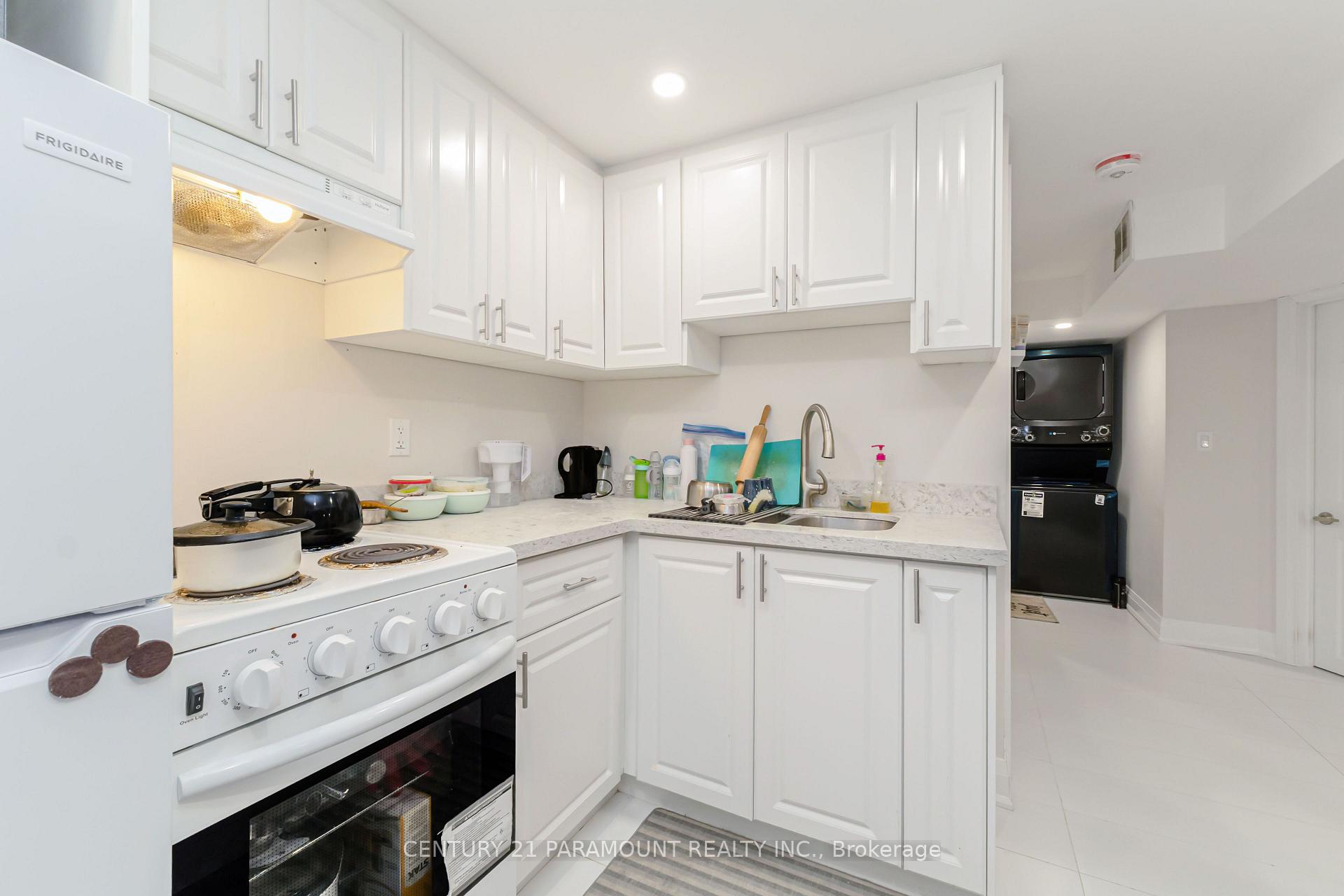 Photo 33 of 8 Waterfield Drive, Scarborough, Bendale — HOMEH
