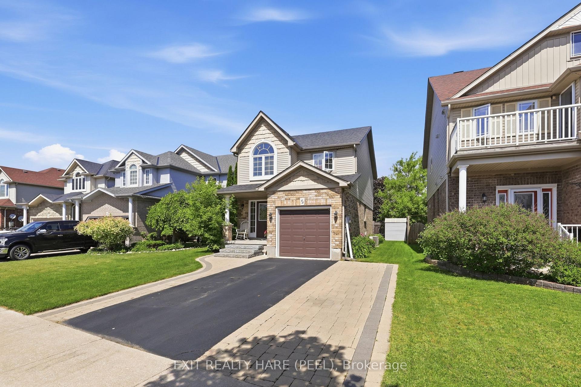 Photo 3 of 43 Stoneham Street, New Tecumseth, Alliston — HOMEH