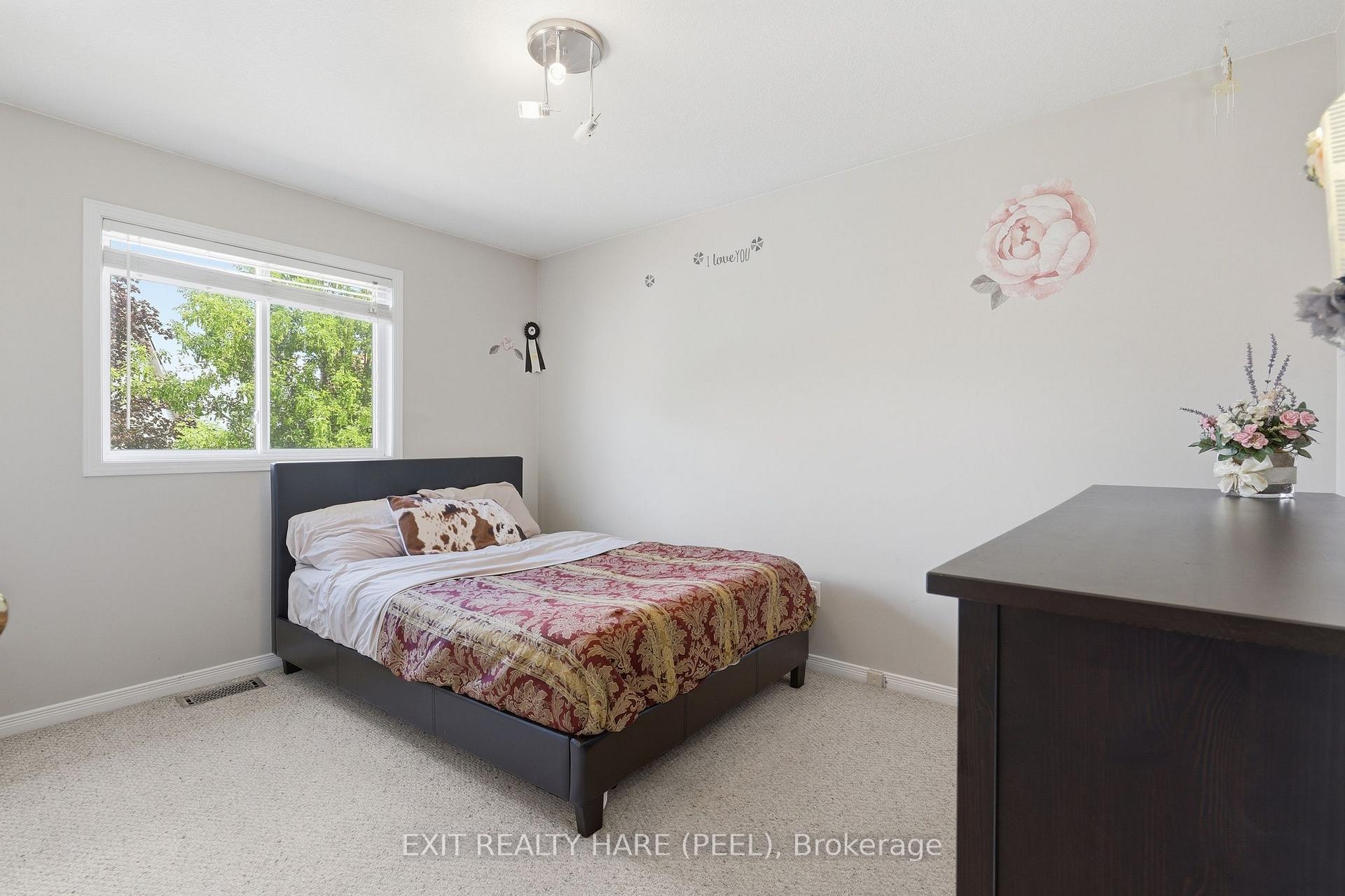 Photo 22 of 43 Stoneham Street, New Tecumseth, Alliston — HOMEH