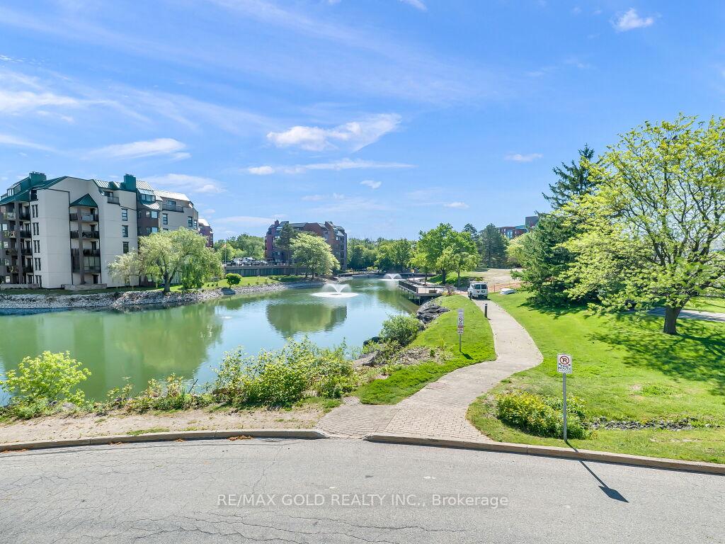 Photo 3 of Unit 611, 30 Blue Springs Drive, Waterloo, Colonial Acres — HOMEH