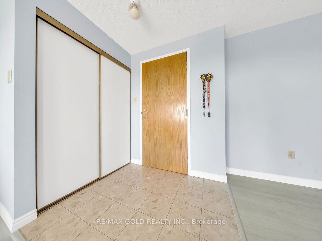 Photo 13 of Unit 611, 30 Blue Springs Drive, Waterloo, Colonial Acres — HOMEH