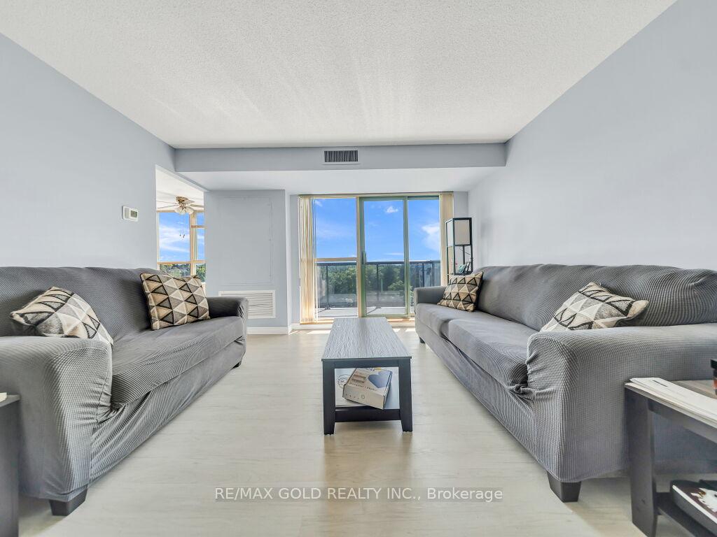 Photo 15 of Unit 611, 30 Blue Springs Drive, Waterloo, Colonial Acres — HOMEH