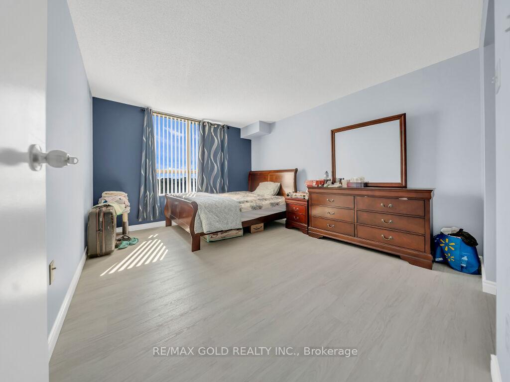 Photo 26 of Unit 611, 30 Blue Springs Drive, Waterloo, Colonial Acres — HOMEH