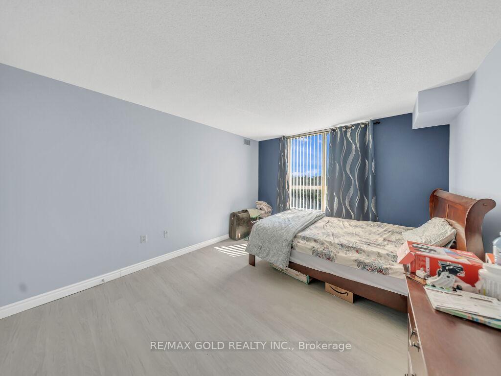 Photo 27 of Unit 611, 30 Blue Springs Drive, Waterloo, Colonial Acres — HOMEH