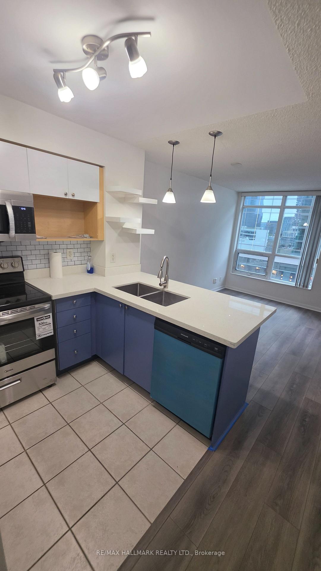 Photo 17 of Unit 914, 18 Yonge Street, Toronto, Waterfront Communities — HOMEH