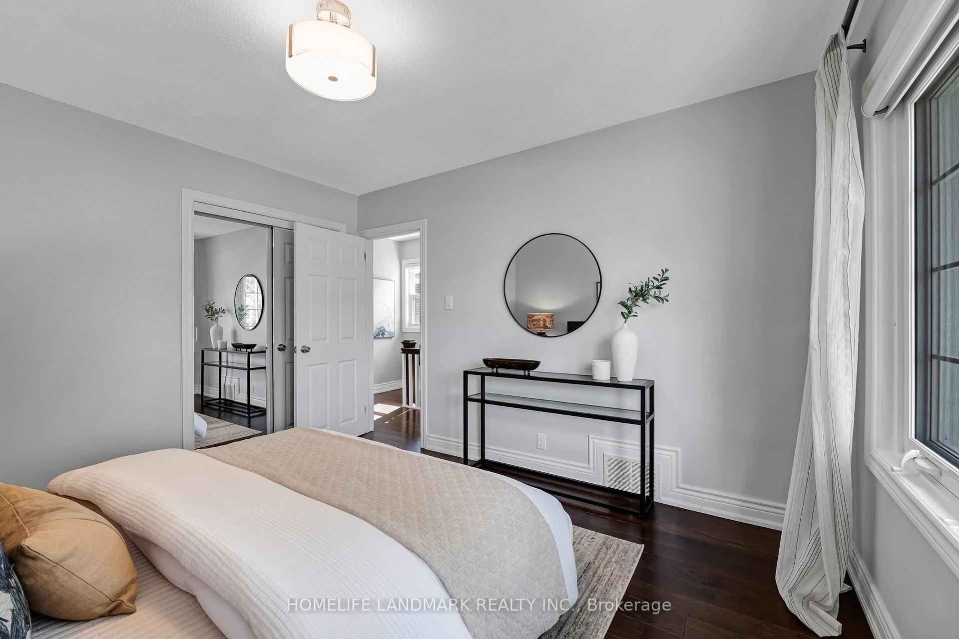 Photo 21 of 39 Brentcliffe Road, Toronto, Leaside — HOMEH